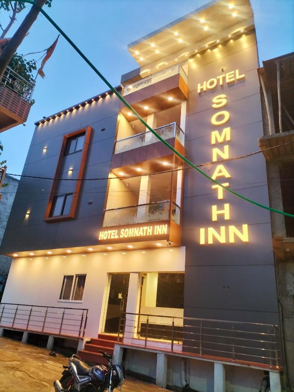 Hotel Somnath Inn Уджайн Екстериор снимка